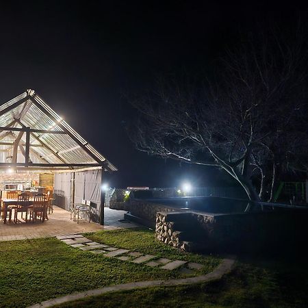 Tamboti Farm Accommodation Цумеб Экстерьер фото